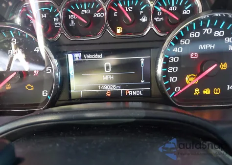 2018 Chevrolet Silverado 1500 1Lt из США, поврежденный, VIN 1GCRCREC7JZ297688